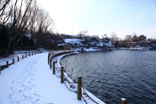 银河公园雪景