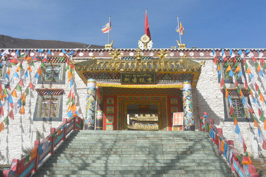 川西四姑娘山长坪沟斯古拉寺