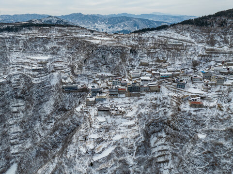 济南拔槊泉村雪景