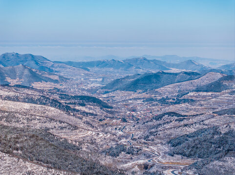 济南南部山区雪景