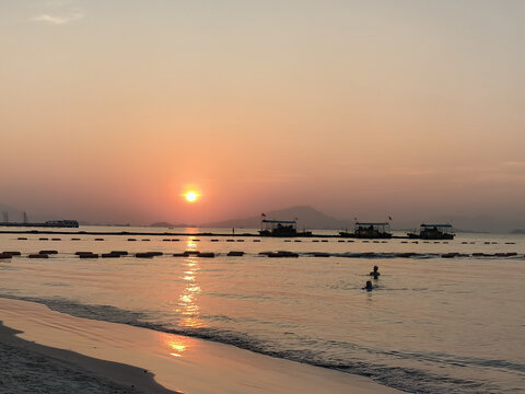 海边沙滩日落