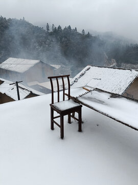 雪后屋顶