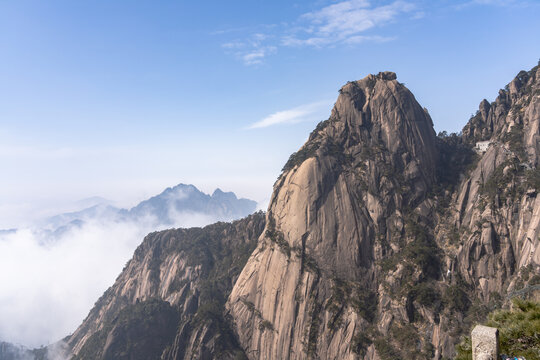 登山看云海风光