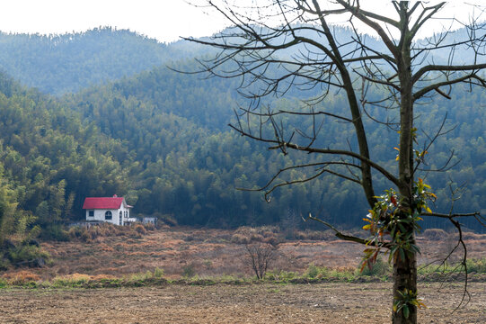 山间小屋