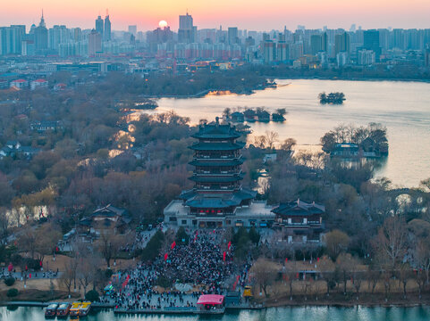 济南大明湖夜景