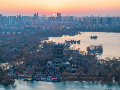 济南大明湖夜景