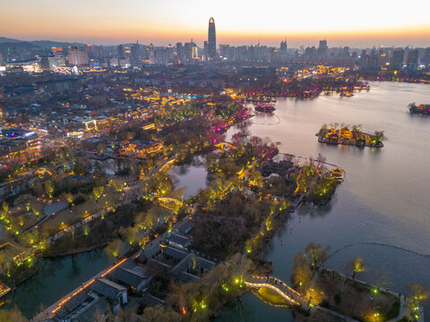 济南大明湖夜景