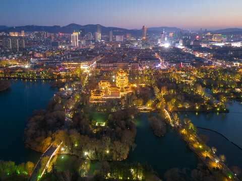 济南大明湖夜景