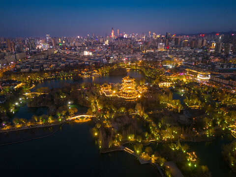 济南大明湖夜景