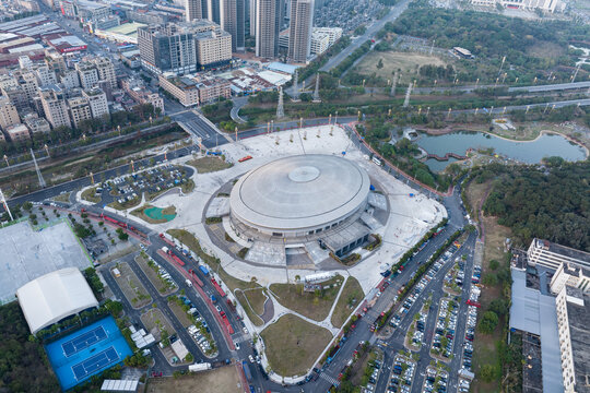 东莞厚街体育馆龙年新年春节城市