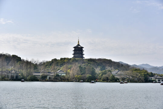 杭州西湖雷峰塔