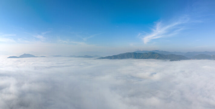 宁洱锦袍山航拍全景图