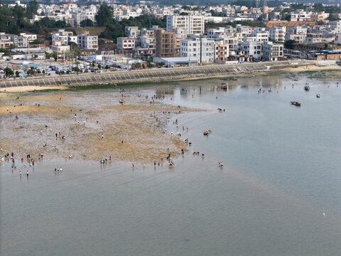 湛江平安广场赶海航拍