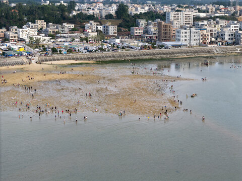 湛江平安广场赶海航拍