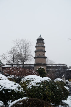 宝庆寺塔