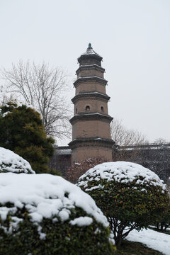 宝庆寺塔