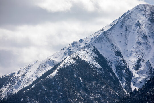 白马雪山