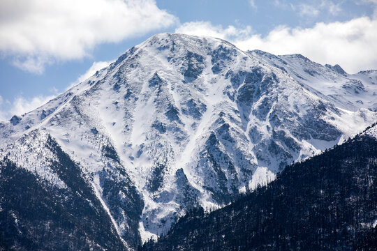 白马雪山