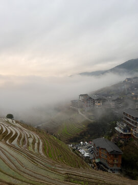 龙脊梯田山寨云海