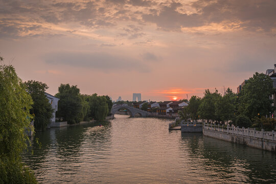 苏州斜塘老街夕阳夜景