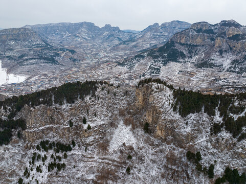 济南三媳妇山雪景