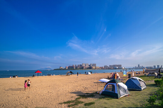 青岛西海岸星海滩夏日风情