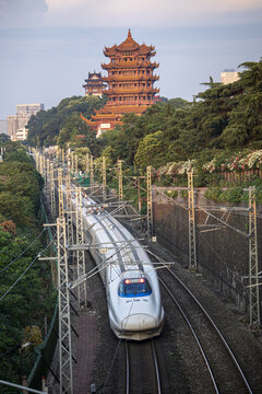 黄鹤楼与京广铁路