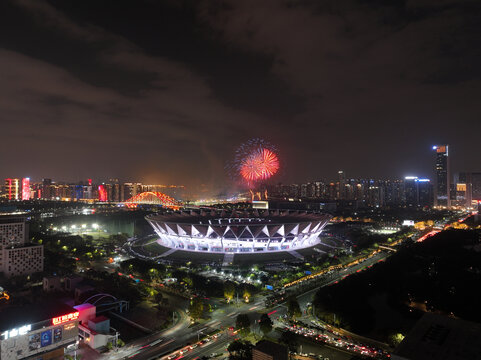 佛山新城新春烟花夜景