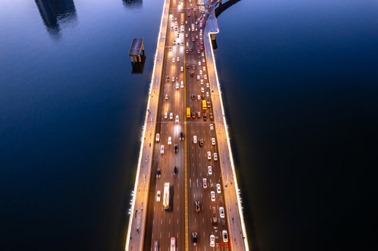 中国辽宁沈阳浑河两岸城市夜景