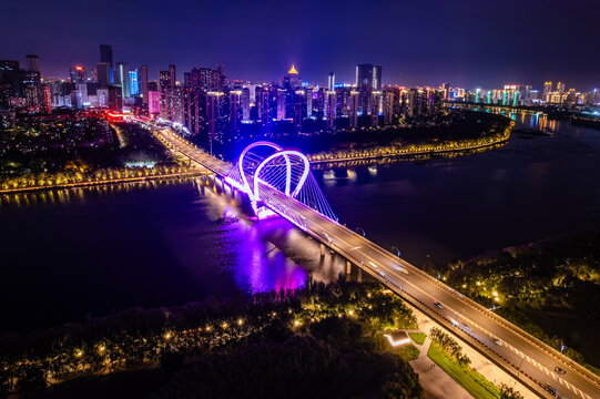 中国辽宁沈阳浑河三好桥夜景