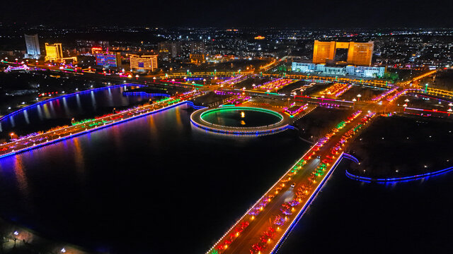 航拍无棣县了莲池广场夜景