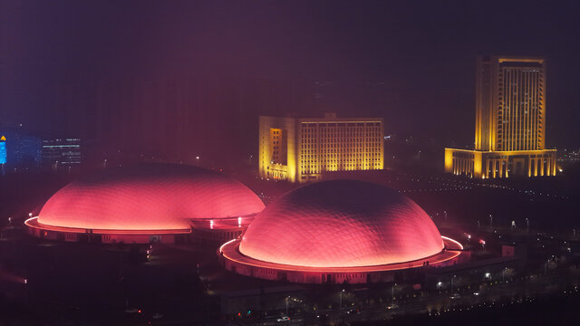 淄博会展中心夜景