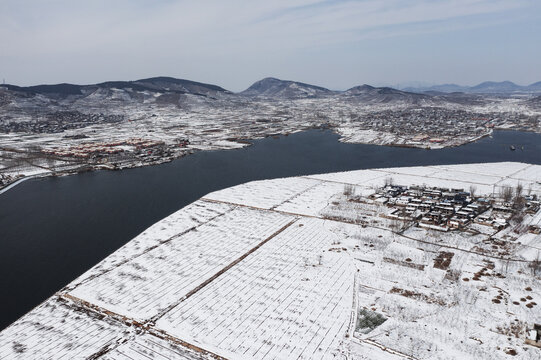 乡村雪景