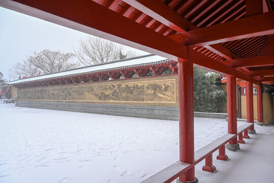 开封清明上河园大雪建筑灯笼雪景