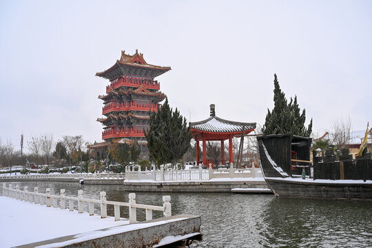 开封清明上河园大雪建筑灯笼雪景