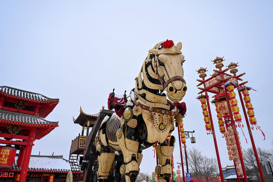 开封清明上河园大雪建筑灯笼雪景