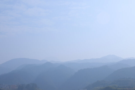 水墨群山