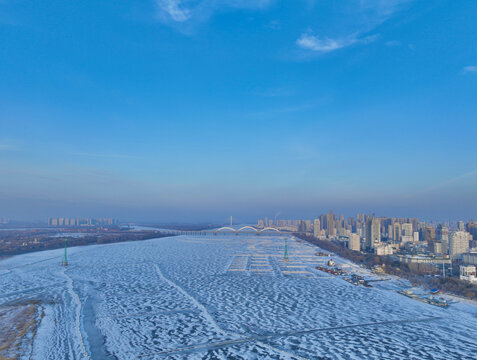 哈尔滨松花江雪景