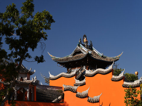 西昌石板古村灵鹰寺