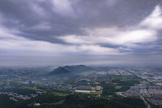 航拍雨雾苏州水墨山水