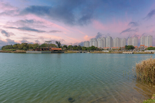 泉州蓝天白云都市风景