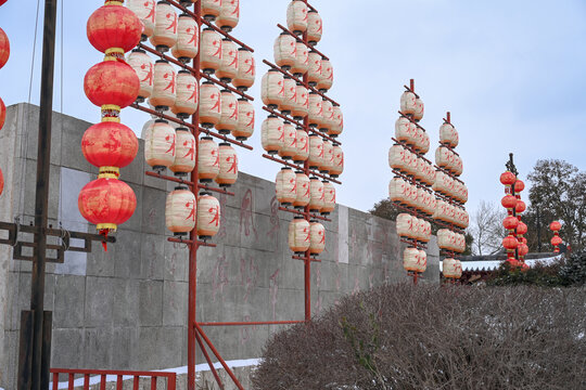 开封清明上河园大雪建筑灯笼雪景