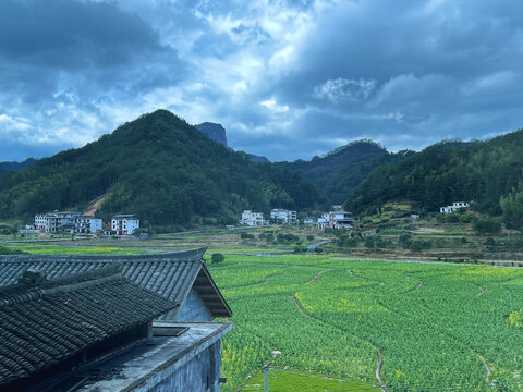 山村风光