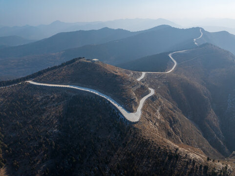 济南黑峪顶山路