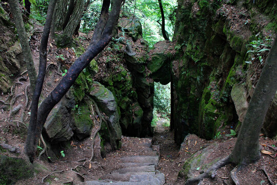 张家界登山石门