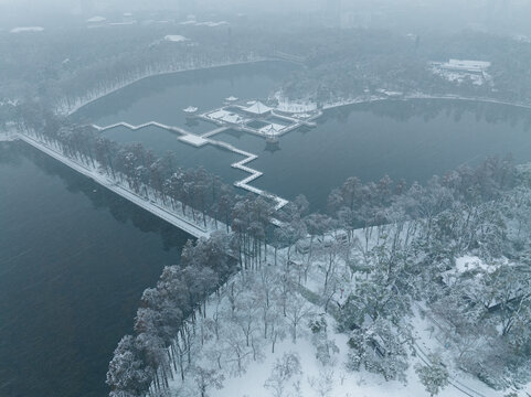 武汉东湖风景区雪景风光