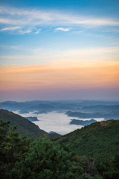 临海括苍山日出云海美景