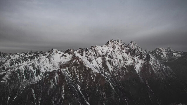 四姑娘山