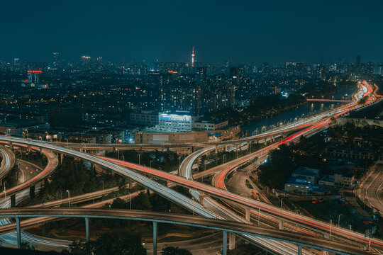 赛虹桥高架桥夜景