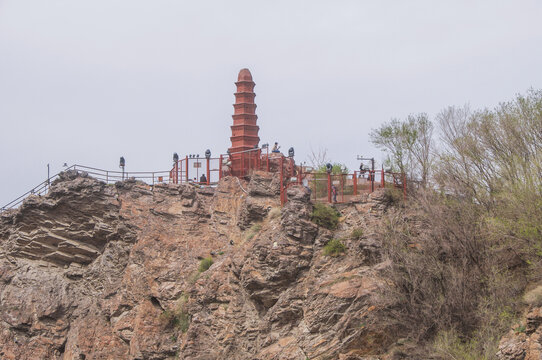 新疆红山